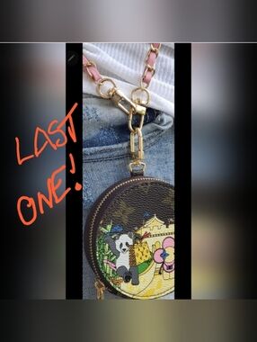 Accessory-Flower Character And Bear Pouch With Crossbody Chain